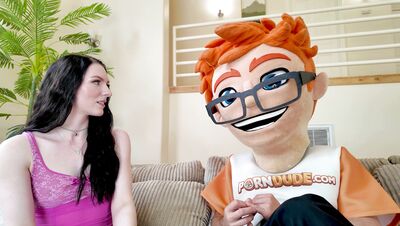 Celestina Blooms Shows Porn Dude What She’s Capable Of