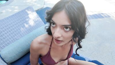 Laynee James Gets the 5-Star Treatment from Porn Dude