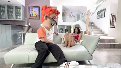 Venus Valencia Meets Her New Roommate, Porn Dude