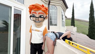 Amiee Cambridge Finds, Causes and Fixes Porn Dude’s Leaks