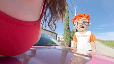 Porn Dude Peeks Under Avalon Mira’s Hood