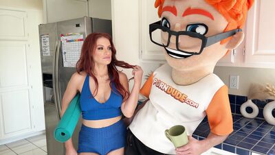 Game Night with Elise London and Porn Dude