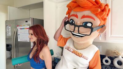 Game Night with Elise London and Porn Dude