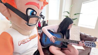 Raven Reverie Harmonizes with Porn Dude