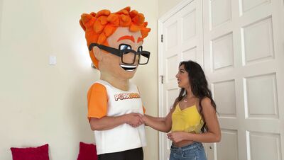 Claire Black Makes It Big with Porn Dude