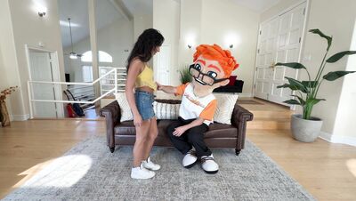 Claire Black Makes It Big with Porn Dude