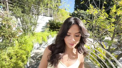 Luxe La Fox Unpicks Porn Dude’s Seams