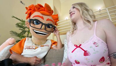 Gigi Sweets Gets Measured Up by Porn Dude