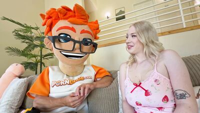Gigi Sweets Gets Measured Up by Porn Dude