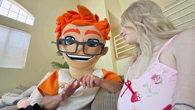 Gigi Sweets Gets Measured Up by Porn Dude