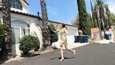 Ava Alex Needs Porn Dude’s Dick