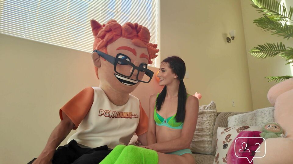 Lexy Blaze and Porn Dude Reach 1000 Viewers